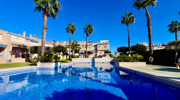 Adosado - Reventa - Ciudad Quesada -
            Doña Pepa