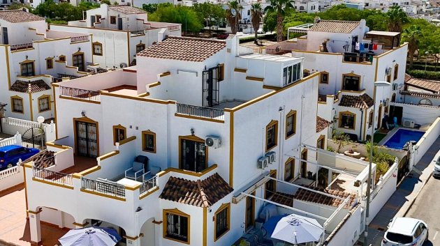 Adosado - Reventa -
                Entre Naranjos - Vistabella - ML-79448