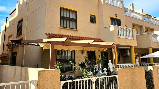Adosado - Reventa - Guardamar del Segura -
                Los Balcones