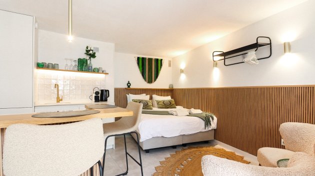 Apartamentos - Reventa - Alicante -
                Alicante