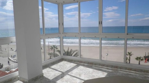 Apartamentos - Reventa - Calpe -
            Playa De Arenal