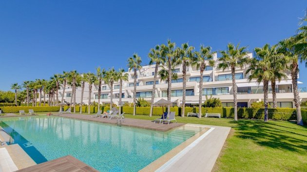 Apartamentos - Reventa - Las Colinas Golf Resort -
            Las Colinas golf