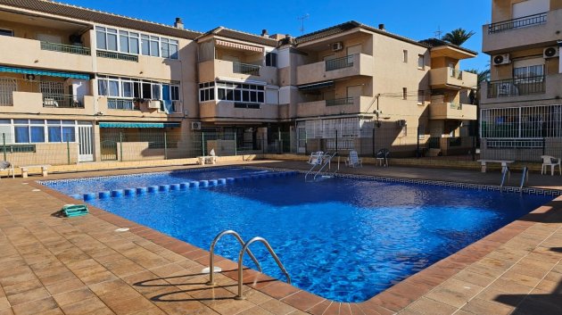 Apartamentos - Reventa - Los Alcazares -
                Los Alcazares