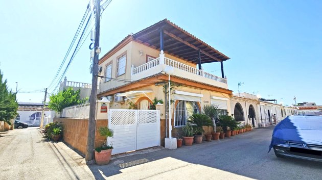 Apartamentos - Reventa - Los Alcazares -
                Los Alcazares