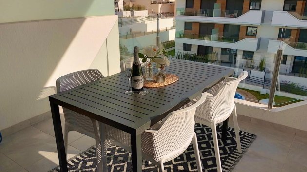Apartamentos - Reventa - Orihuela Costa -
                Costa Blanca