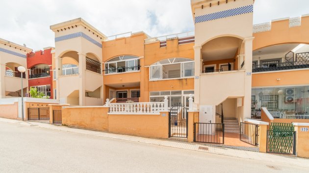 Apartamentos - Reventa - Orihuela Costa -
                Orihuela Costa