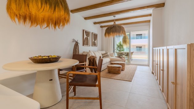 Apartamentos - Reventa - Orihuela Costa -
            Playa Flamenca