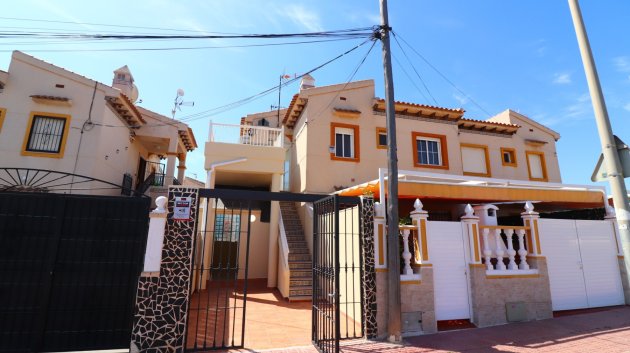 Apartamentos - Reventa - Orihuela Costa -
                Punta Prima