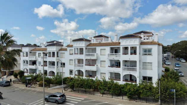 Apartamentos - Reventa - Orihuela Costa -
                Villamartín