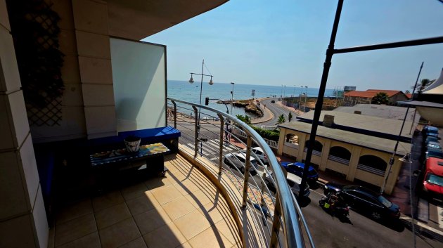 Apartamentos - Reventa - Torrevieja -
                Curva del Palangre