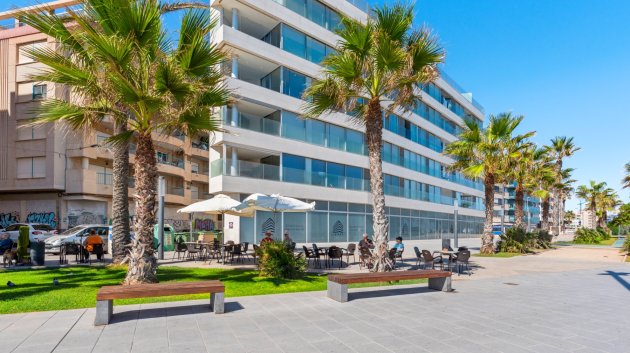 Apartamentos - Reventa - Torrevieja -
                La Mata