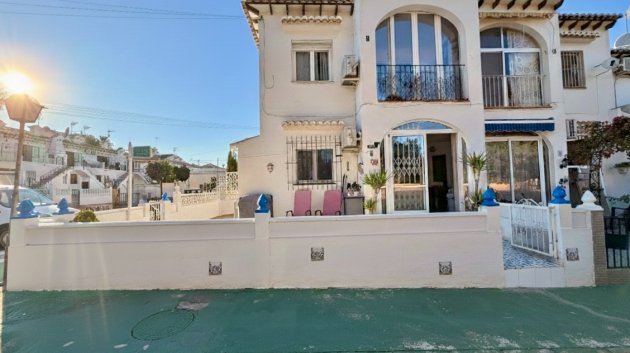 Apartamentos - Reventa - Torrevieja -
                Los Balcones