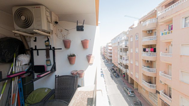 Apartamentos - Reventa - Torrevieja -
                Playa de Los Locos-Curva del Palangre