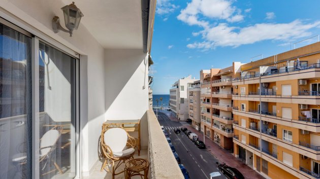 Apartamentos - Reventa - Torrevieja -
            Playa del Cura