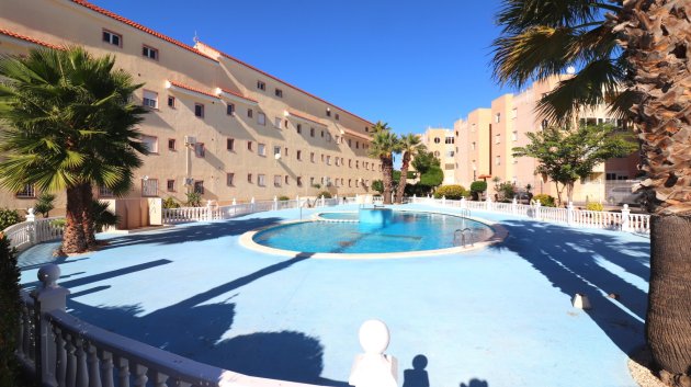 Apartamentos - Reventa - Torrevieja -
            San Luis