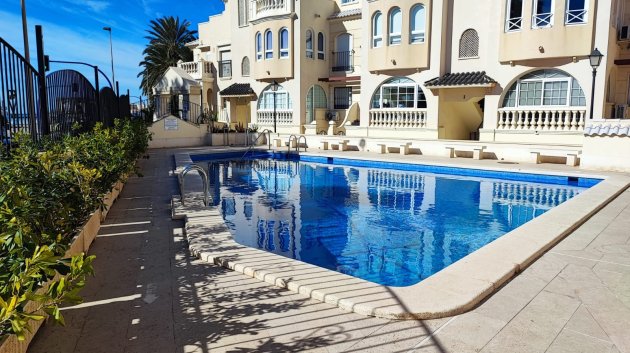 Apartamentos - Reventa - Torrevieja -
                Torrevieja