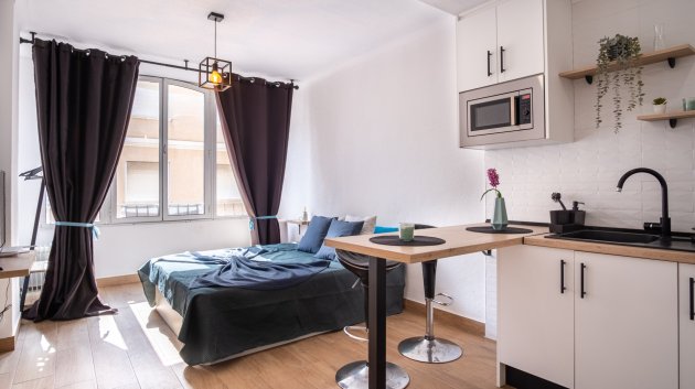 Apartamentos - Reventa - Torrevieja -
                Torrevieja