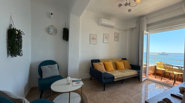 Apartamentos - Reventa - Torrevieja -
            Torrevieja