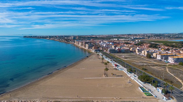 Apartamentos - Reventa - Torrevieja -
            Torrevieja