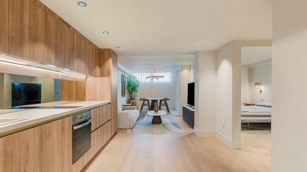 Apartments - Resale -
                Alicante - ML-99612