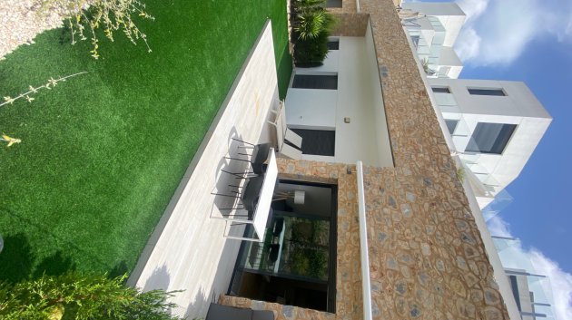 Apartments - Resale - Orihuela Costa -
            Villamartín