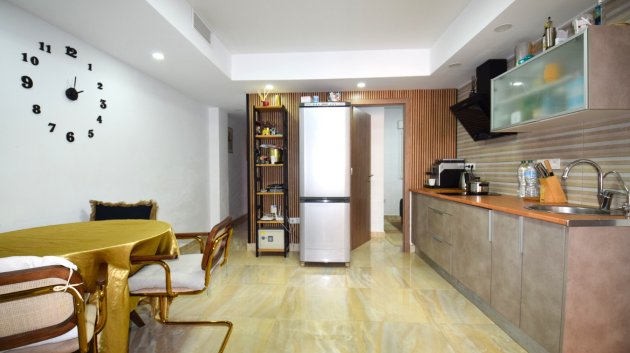Apartments - Resale - Torrevieja -
                Center
