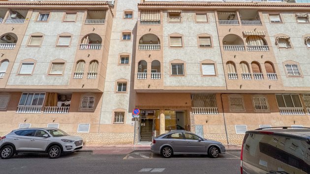 Apartments - Resale - Torrevieja -
                El molino