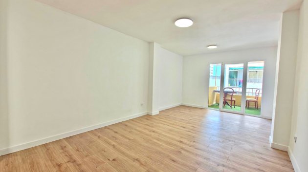 Apartments - Resale - Torrevieja -
            Playa Los Naufragos