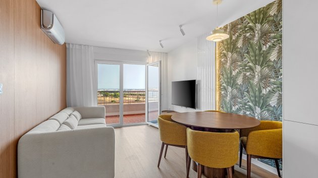 Apartments - Resale - Torrevieja -
            Punta Prima