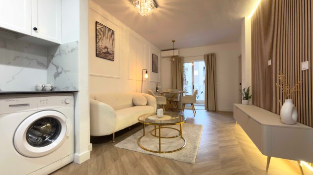 Apartments - Resale - Torrevieja -
                Torrevieja