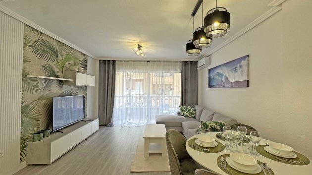 Apartments - Resale - Torrevieja -
                Torrevieja