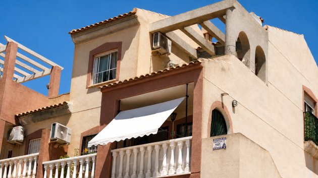 Appartements - Revente - Orihuela Costa -
                Villamartín