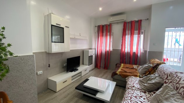 Appartements - Revente -
                Torrevieja - ML-42744
