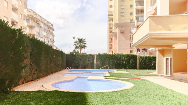 Appartements - Revente -
                Torrevieja - ML-72839