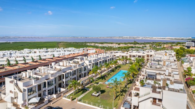 Attique - Nouvelle construction - Torrevieja -
            Torrevieja