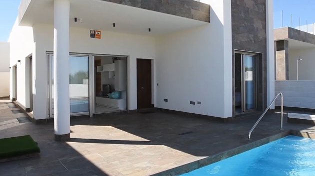 Chalets - Obra nueva - Orihuela Costa -
            Orihuela