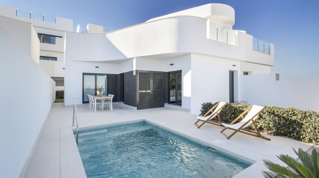 Chalets - Obra nueva - Torrevieja -
            Torrevieja