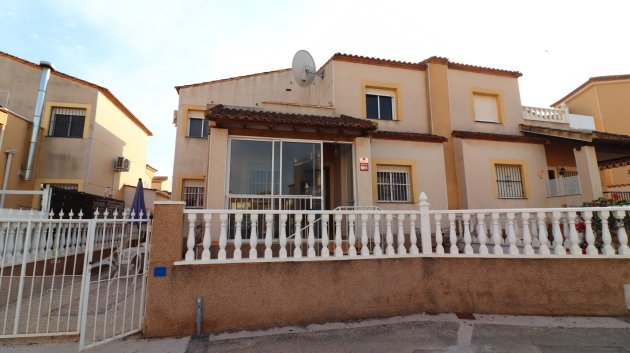 Chalets - Reventa - Algorfa -
                Montebello
