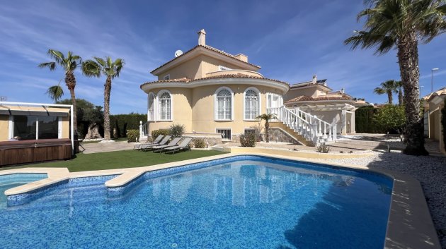 Chalets - Reventa - Ciudad Quesada -
            Ciudad Quesada