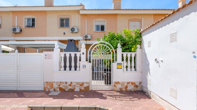 Chalets - Reventa - Ciudad Quesada -
                Doña Pepa