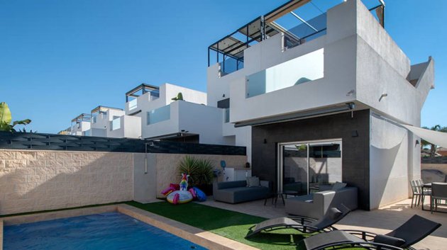 Chalets - Reventa -
                Ciudad Quesada - ML-54815