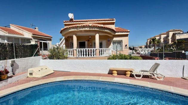 Chalets - Reventa -
                Ciudad Quesada - ML-73190