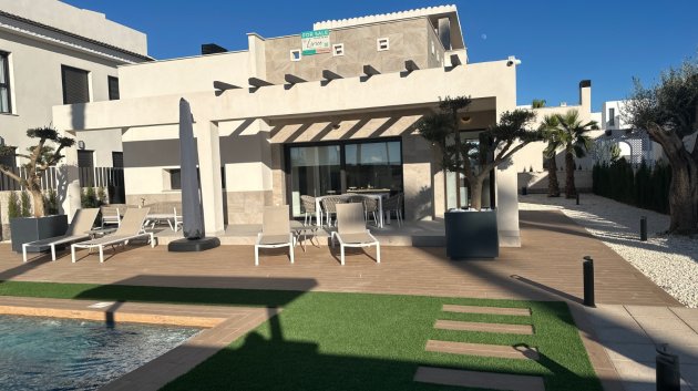 Chalets - Reventa -
                Ciudad Quesada - ML-76881