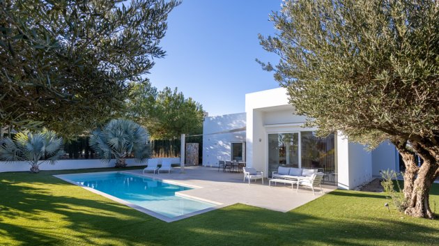 Chalets - Reventa - Las Colinas Golf Resort -
                Las Colinas golf