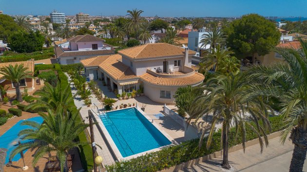 Chalets - Reventa - Orihuela Costa -
            Cabo Roig
