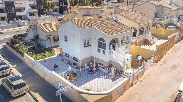 Chalets - Reventa - Orihuela Costa -
                Los Altos