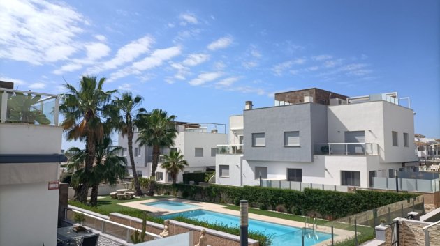 Chalets - Reventa - Orihuela Costa -
                Punta Prima