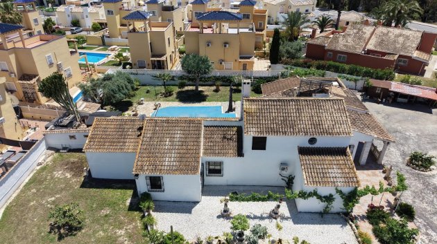 Chalets - Reventa - Orihuela Costa -
            Villamartín