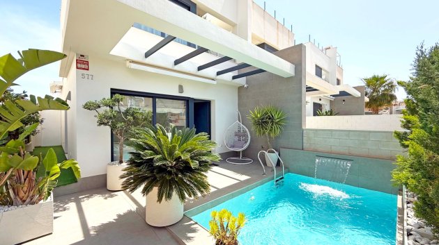 Chalets - Reventa - Orihuela Costa -
            Villamartín