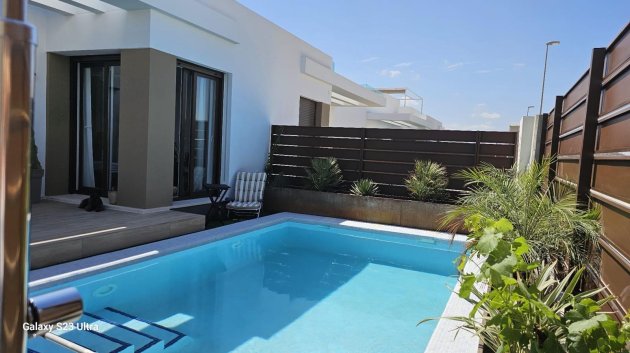 Chalets - Reventa - Orihuela Costa -
                Vistabella
